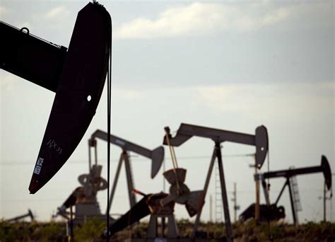 Oil production boosts government income in New Mexico, as legislators build savings ‘bridge’